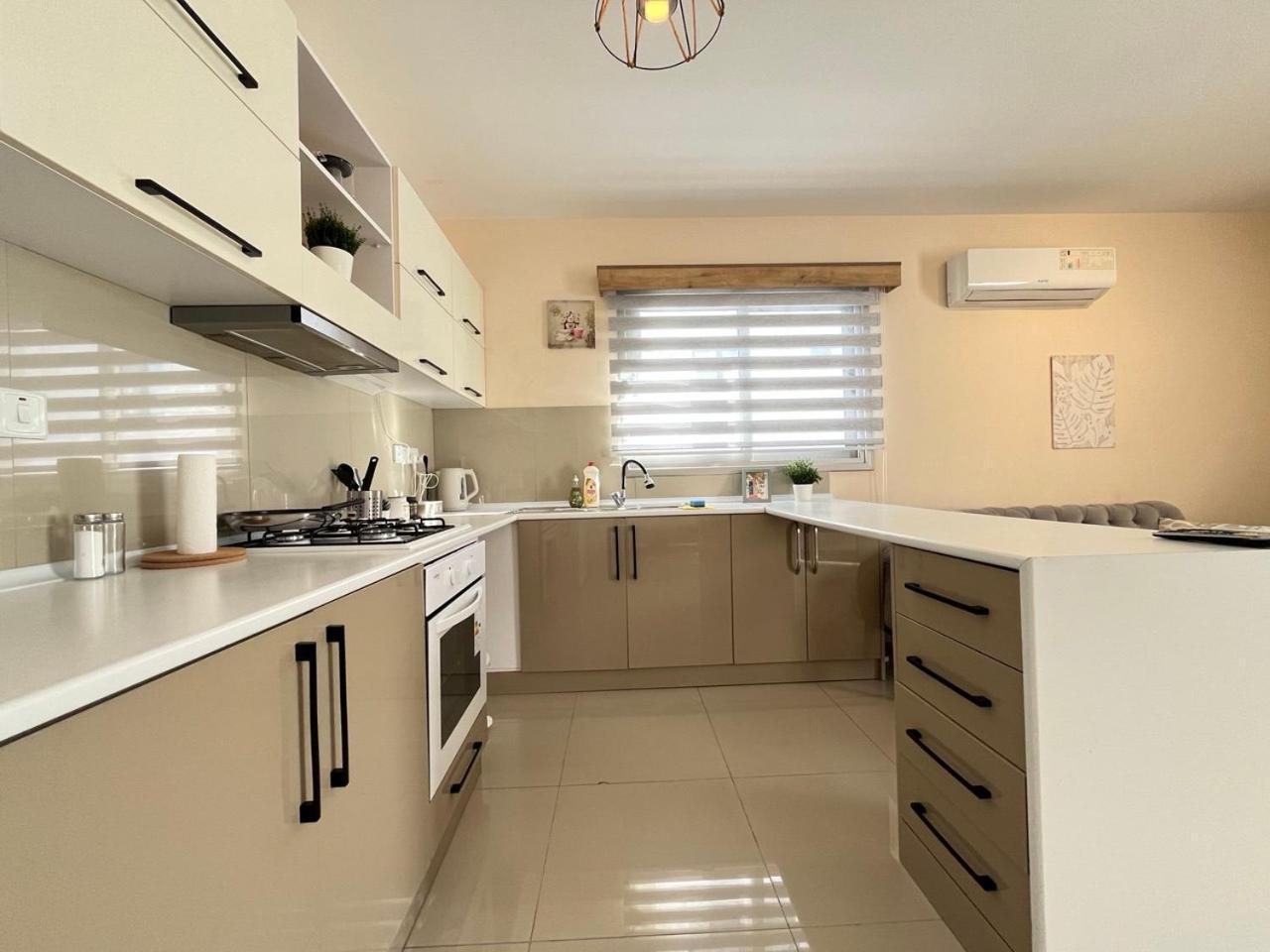 Weekend Apartments 2Br Kyrenia  Exterior photo